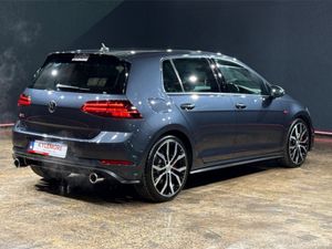 Volkswagen Golf GTI 2.0L DSG - PERFORMANCE SPECIAL - Image 3