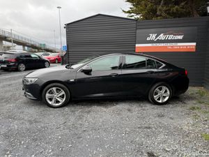 Opel Insignia 1.6 TD TECH LINE NAV 5DR - Image 4