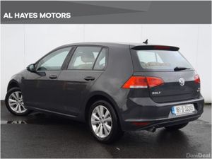 Volkswagen Golf **FULL LEATHER**REVERSING CAMERA** - Image 3
