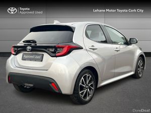 Toyota Yaris HYBRID L/SPORT - Image 2