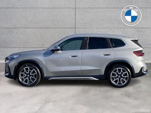 BMW iX1 eDrive20 xLine - Image 3