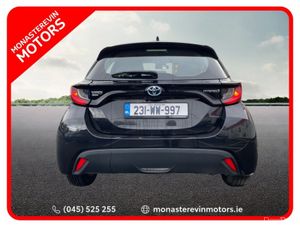 Toyota Yaris 1.5 HYBRID LUNA 4DR AUTO - Image 4