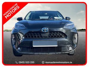 Toyota Yaris CR LUNA 4DR AUTO - Image 2