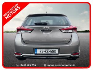 Toyota Auris 1.2T 5DR LUNA 4DR - Image 4