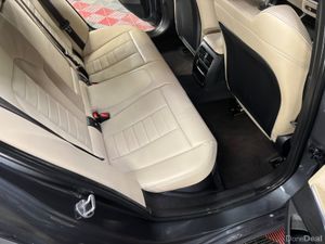 2021 212 BMW 3-Series 330e M-Sport Plus Auto - Image 3
