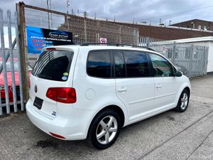 Volkswagen Touran Automatic 7 seater - Image 4
