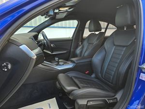BMW 3-Series 2021 M- SPORT Portimao Blue Metallic - Image 4