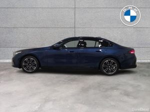 BMW 5-Series 530e M Sport Saloon - Image 4