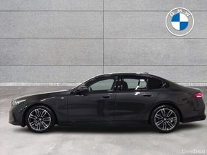 BMW 5-Series 530e M Sport Saloon - Image 4