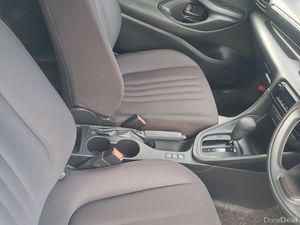 Toyota Yaris 2020 - Image 4