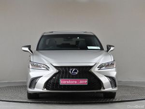 Lexus ES 300H F-SPORT **LEATHER SPORT MEMO SEATS** - Image 2