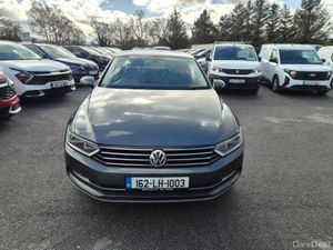 Volkswagen Passat HighLine 1.6tdi M6F 120HP 4DR - Image 3