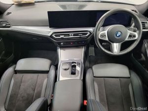 BMW 3-Series 330e M Sport Saloon - Image 4