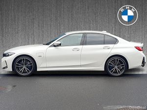 BMW 3-Series 330e M Sport Saloon - Image 3