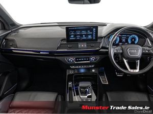 Audi Q5 S-Line Black Edition Vorsprung - Image 4