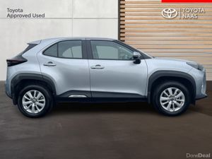 Toyota Yaris Cross YARIS CROSS LUNA - Image 3