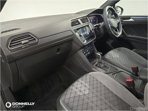 Volkswagen Tiguan Allspace Estate R-Line - Image 3