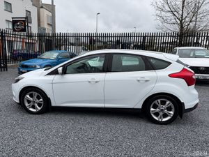 2014 (141) Ford Focus 1.6 TDCI 95PS Zetec - Image 4