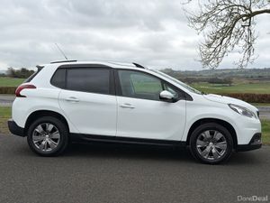 Peugeot 2008 2018 PureTech 1.2 - Image 3