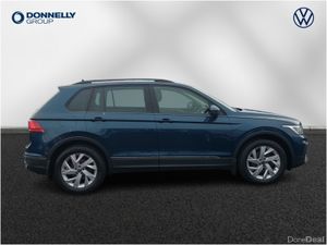 Volkswagen Tiguan Diesel Estate Life - Image 4