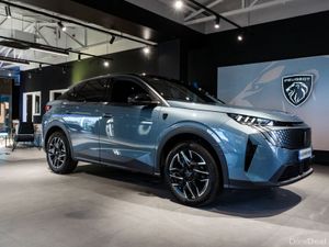 2025 Peugeot 3008 GT 1.2 MHEV 136bhp Automatic - Image 2