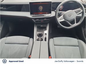 Volkswagen Passat Passat Life PHEV 120KM Range on - Image 3