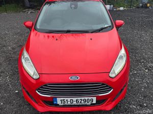 Ford Fiesta 2015 Automatic - Image 4
