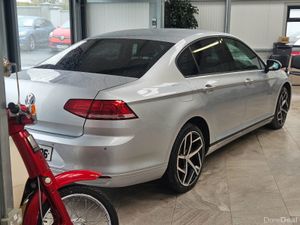 18 VOLKSWAGEN PASSAT TRENDLINE AUTOMATIC - Image 3