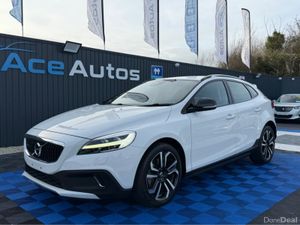 Volvo V40 CROSSCOUNTRY 4WD - 2.0L DIESEL - AUTO - - Image 3