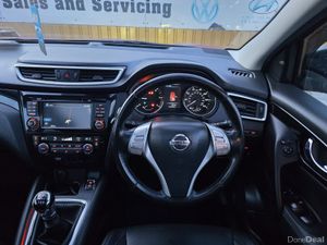 161 Nissan Qashqai 1.6D Tekna Low Miles High Spec - Image 4
