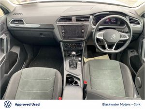 Volkswagen Tiguan 1.4TSI 245BHP ELEGANCE HYBRID *W - Image 3