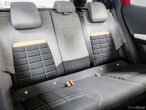 Citroen C3 Aircross PLUS 1.2 Petrol Hybrid Auto 14 - Image 4