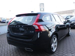 2018 VOLVO V60 2.0 D4 5DR AUTO ESTATE - Image 4