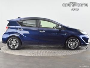 Toyota Aqua 1.8 Hybrid - Image 2