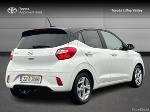 Hyundai i10 DELUXE PLUS 2 TONE ROOF 5DR - Image 2