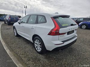 Volvo XC60 2.0 D4 AWD MOMENTUM AUTO - Image 3