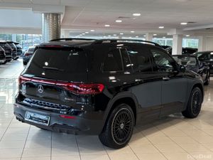 Mercedes-Benz EQB 300 4MATIC AMG LINE PREMIUM PLUS - Image 3