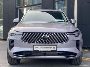 Volvo XC90 T8 Core Recharge AWD Auto (PHEV) - Image 2