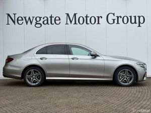 Mercedes-Benz E-Class E 300 DE 300 DE 4DR AUTO - Image 4