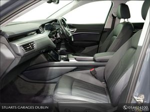 Audi Q8 e-tron Q8 50 SPORT 89kw BATTERY: MAGNET GR - Image 3