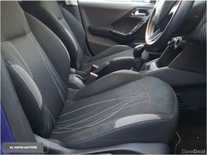 Peugeot 208 **PRICE DROP**TINY MILEAGE**1.2 PETROL - Image 4