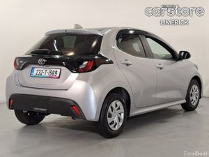 Toyota Yaris 1.0 5Dr Aura - Image 3