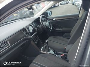 Volkswagen T-roc Hatchback SE - Image 2