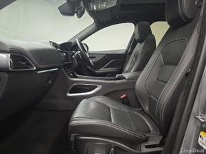 Jaguar F-pace F-Pace Estate Special Editions Chequ - Image 4