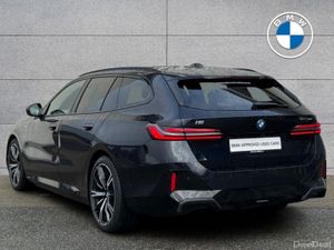 BMW i5 eDrive40 M Sport Pro Touring - Image 3