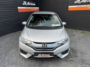 Honda Fit 1.5 HYBRID AUTO - Image 2