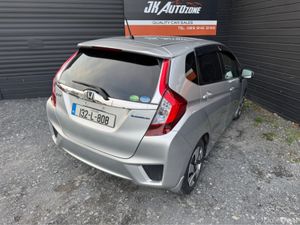 Honda Fit 1.5 HYBRID AUTO - Image 4