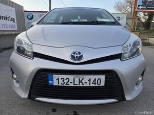 132 Toyota Yaris 1.5 Hybrid Auto Luxury Warranty - Image 2