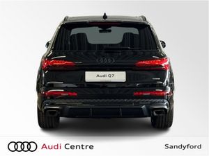 Audi Q7 55 TFSIE Q S LINE 290KW - Image 4