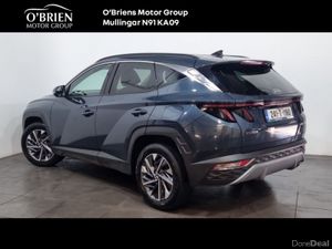 Hyundai Tucson 2WD Executive Plus - Image 3